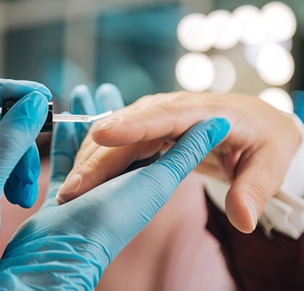 Sesión de Manicura Japonesa